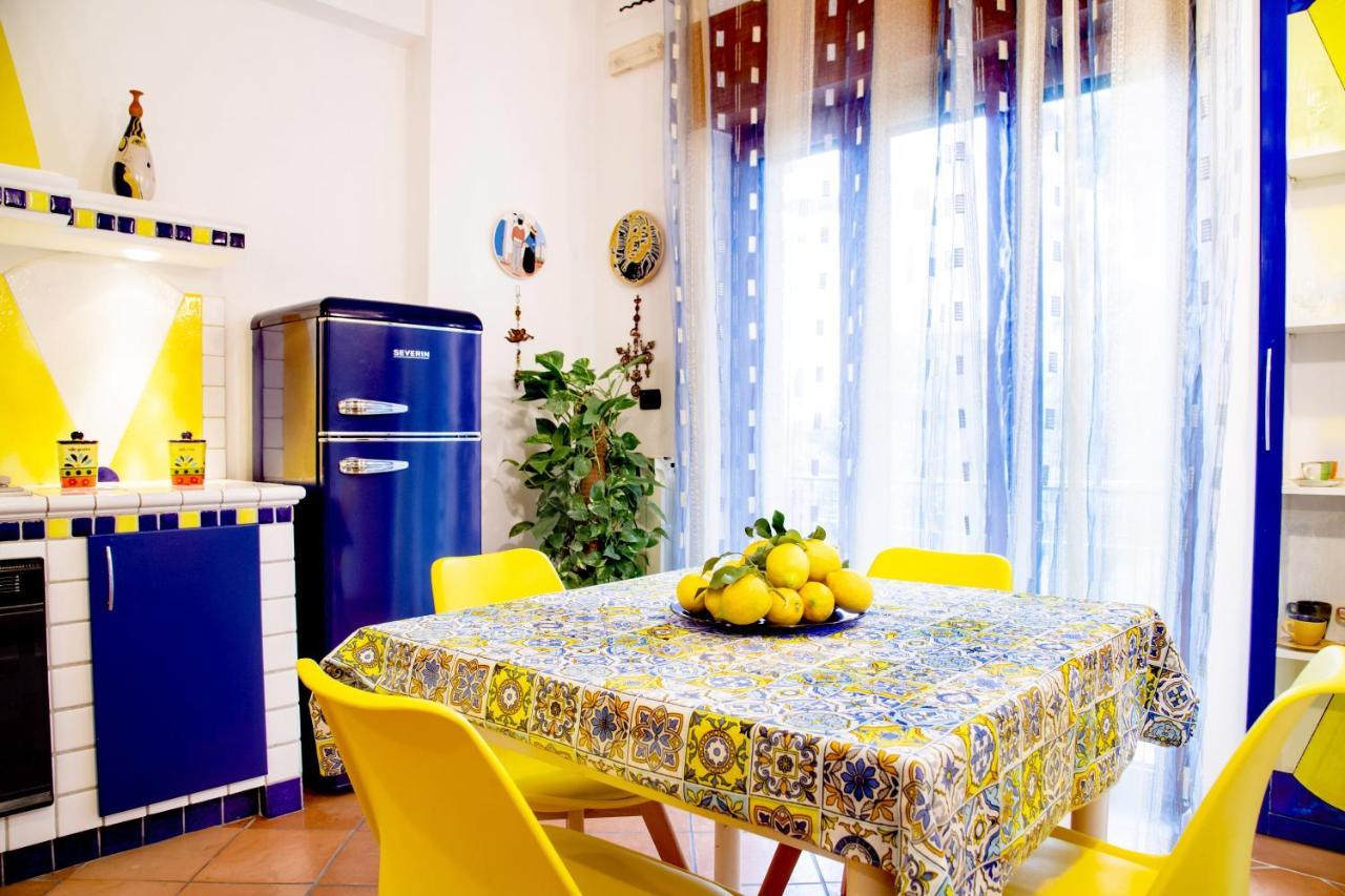 Holiday Home Amalfi Coast ไมยอรี ภายนอก รูปภาพ